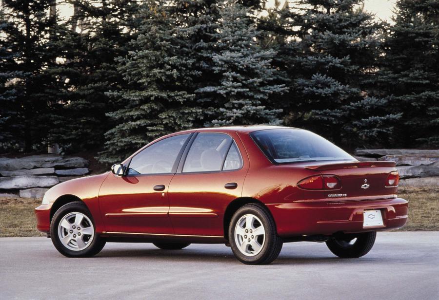  Chevrolet Cavalier 2000 года  (фото 12 из 25)